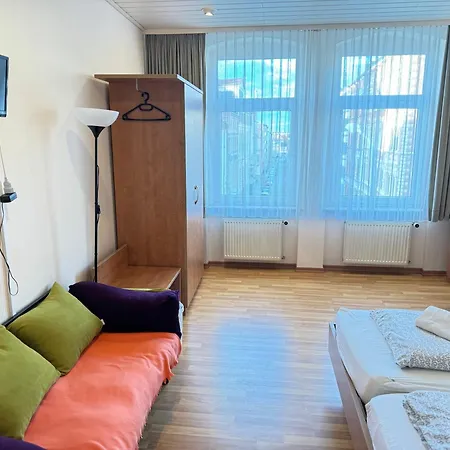 ゲストハウス Sonnenschein