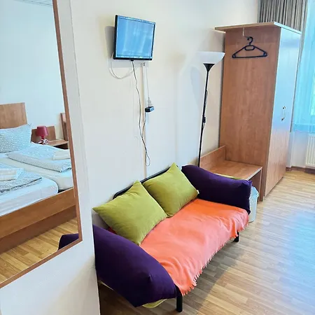 ゲストハウス Sonnenschein